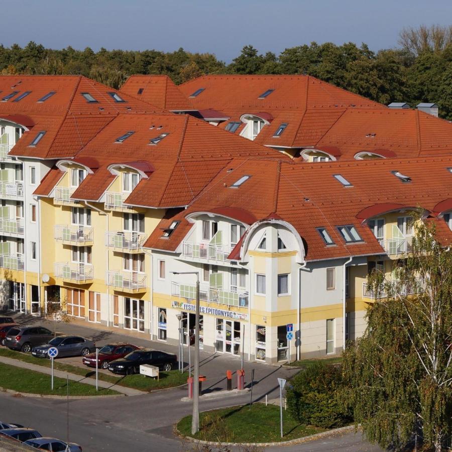 Tip Top Wellness Apartman Zalakaros Buitenkant foto